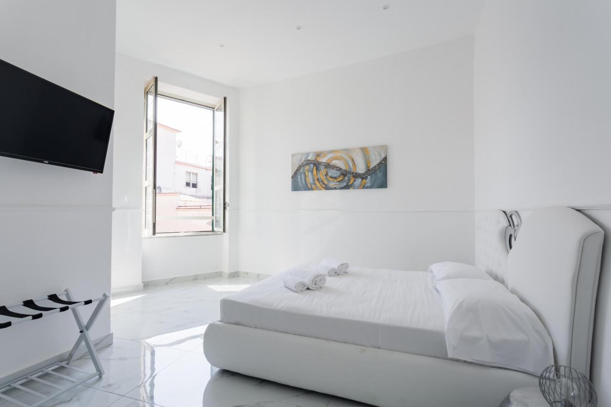 Golden Suites By Dimorra Naples Exterior photo